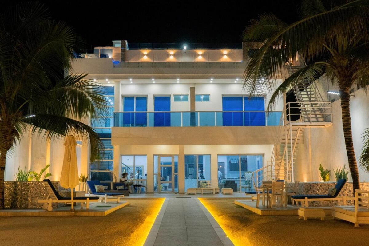 Exclusiva Frente A La Playa Cartagena
