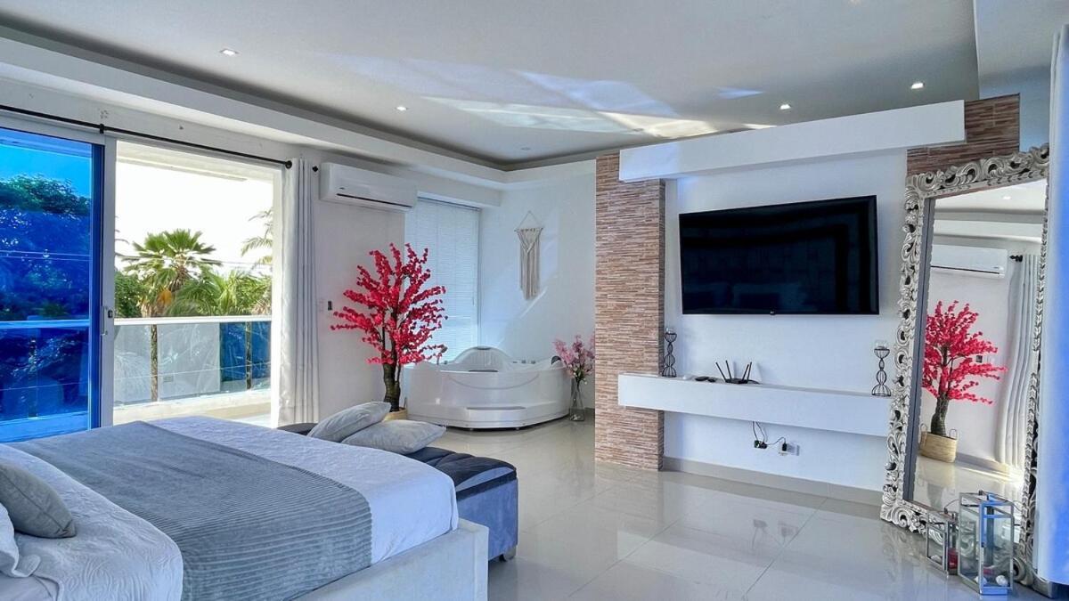 Villa Exclusiva Frente A La Playa